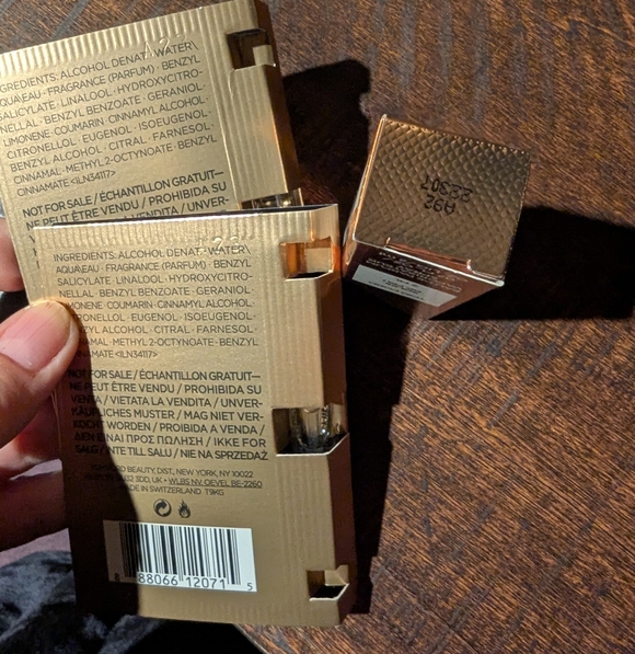 Tom Ford Lot Samples - Picture 8 of 10